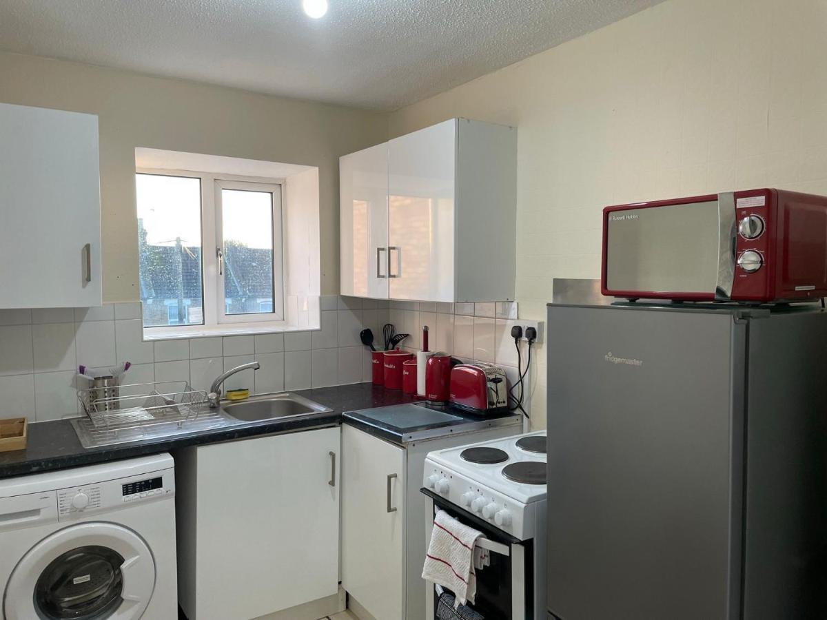 Nnk Air Bnb Enfield Extérieur photo
