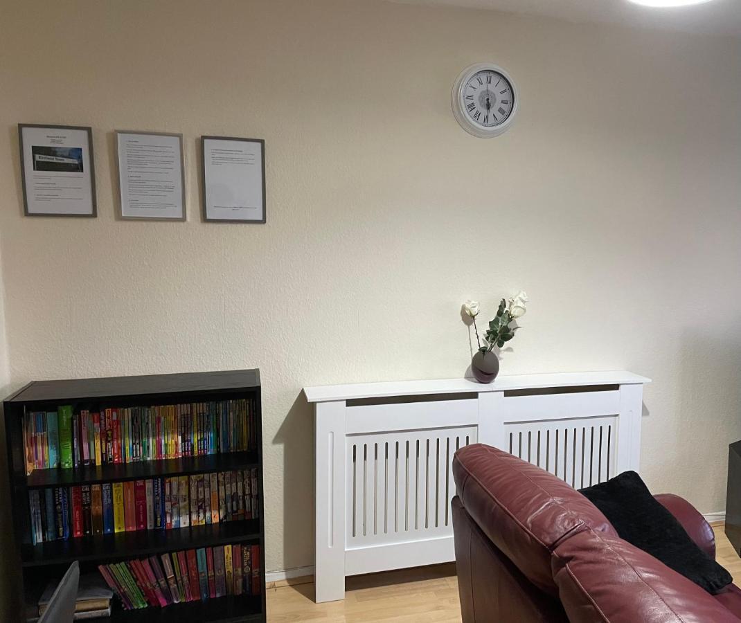 Nnk Air Bnb Enfield Extérieur photo